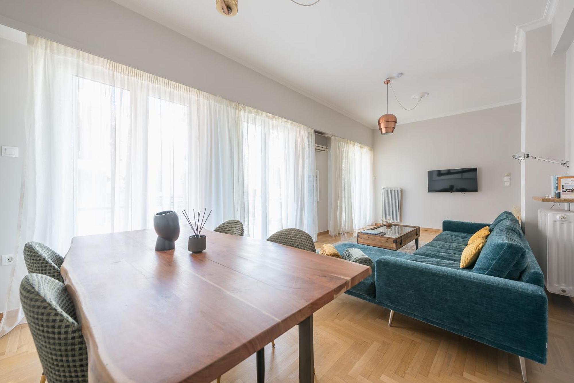Spacious 2Bds Apt With Acropolis View In Center Athen Eksteriør billede